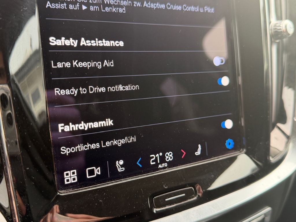 Volvo V60 Cross Country 2023