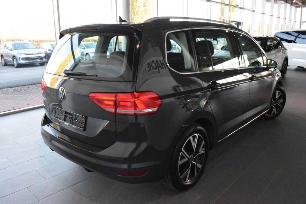 Volkswagen Touran 2021