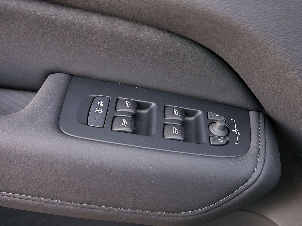 Volvo XC60 2025