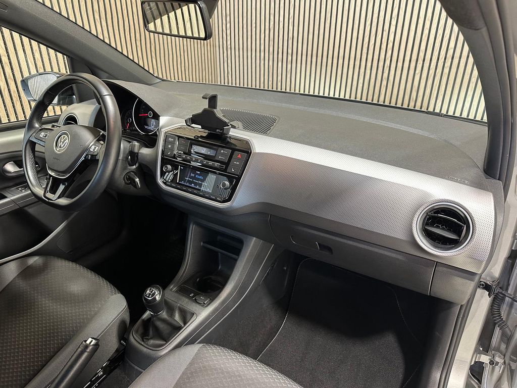 Volkswagen up! 2021