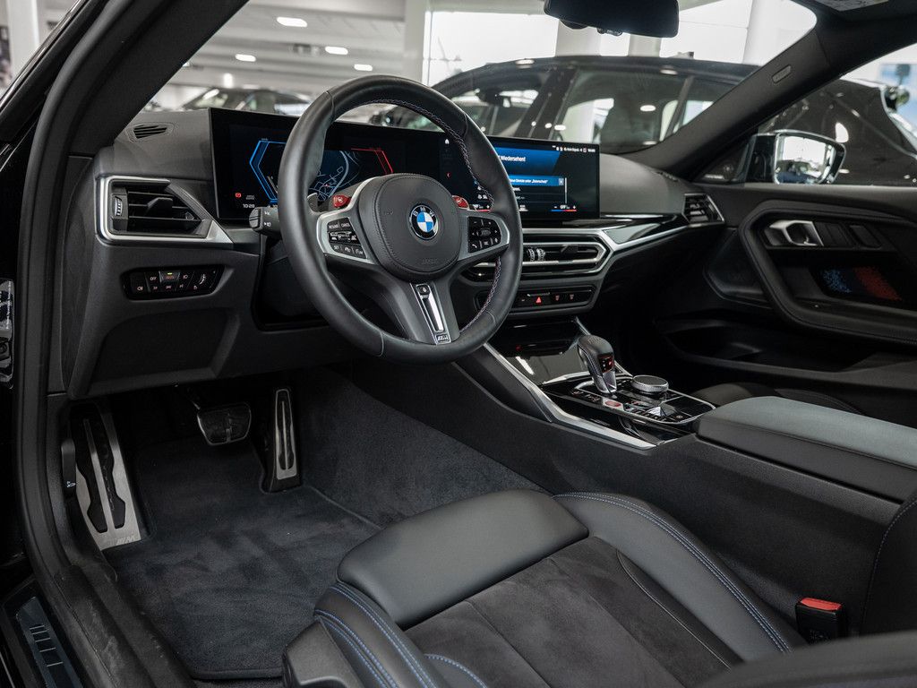 BMW M2 2024