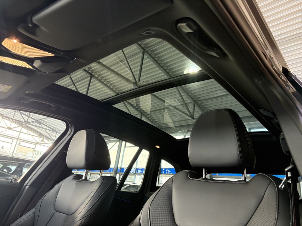 BMW iX3 2023