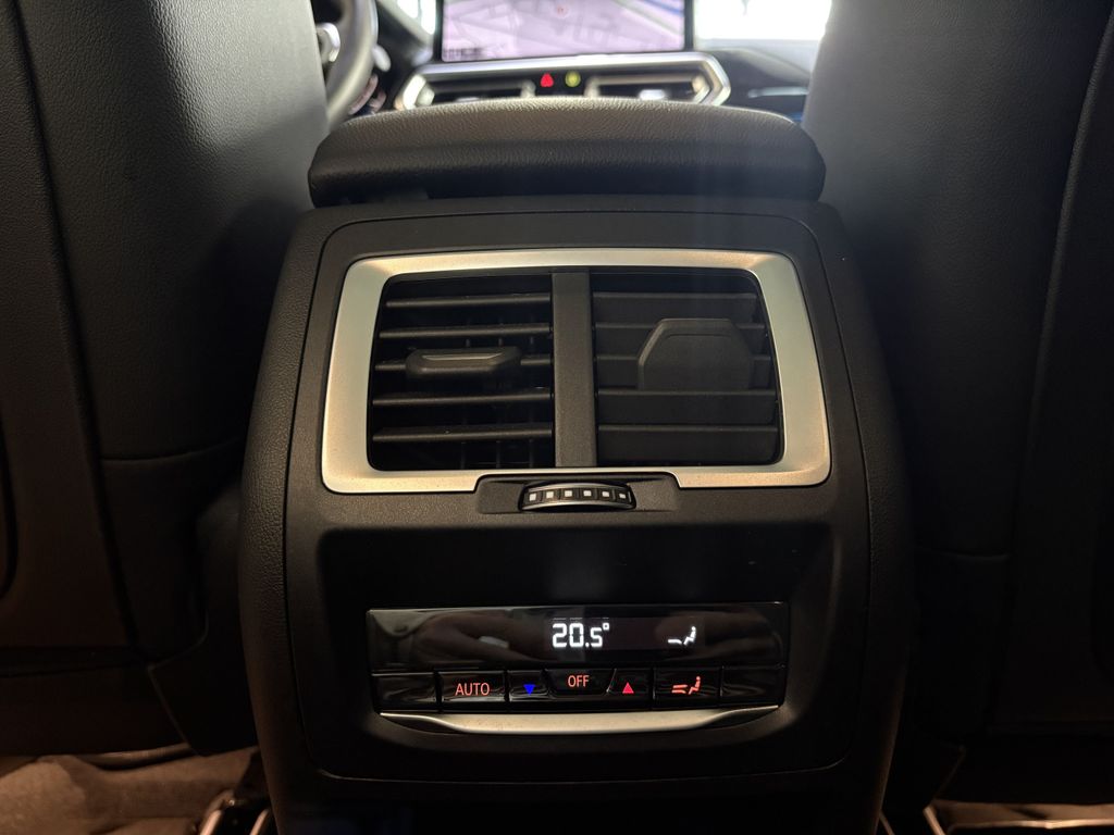 BMW iX3 2023