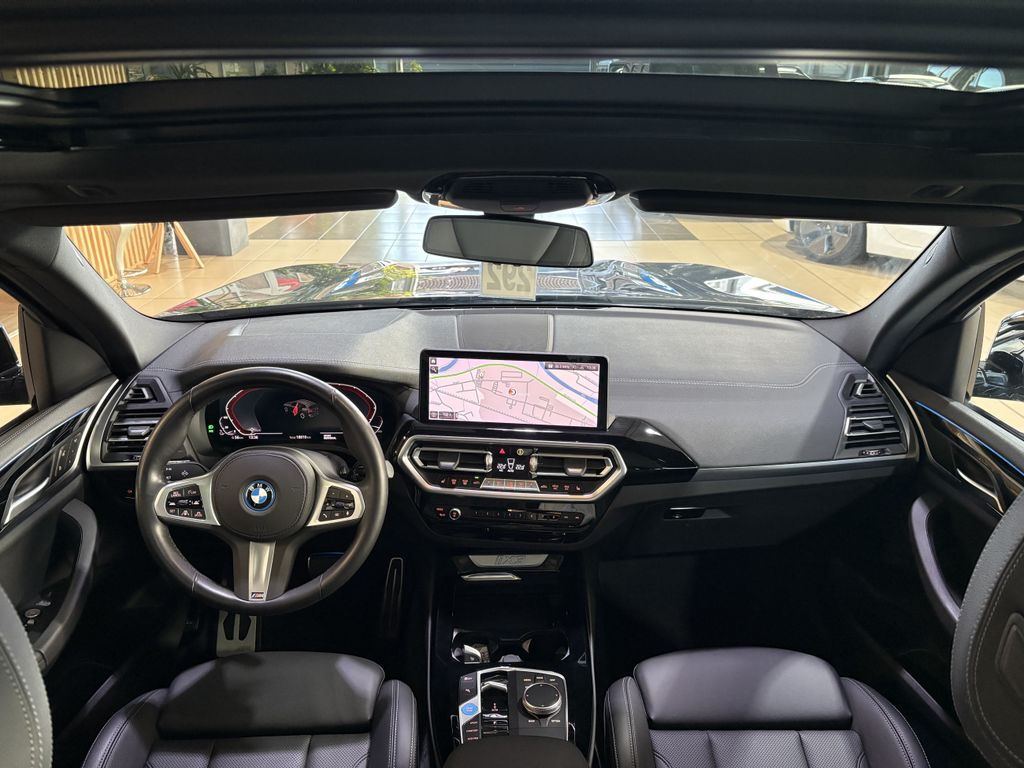 BMW iX3 2023