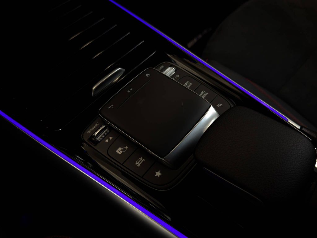 Mercedes-Benz EQB 2023