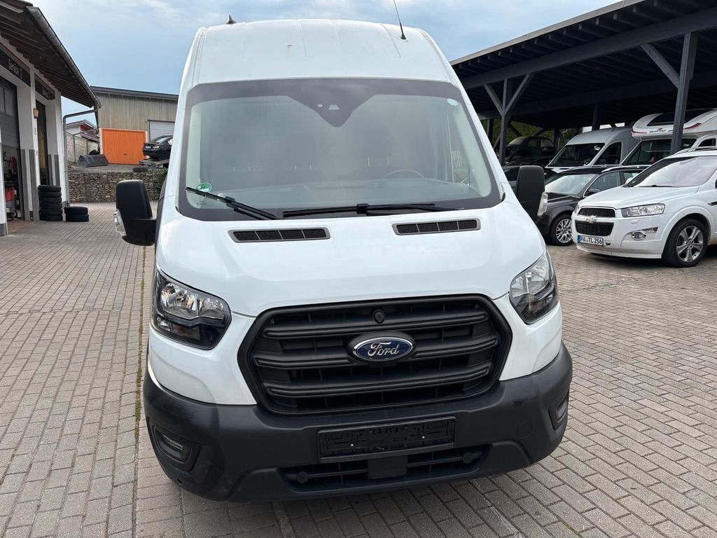 Ford Transit 2023