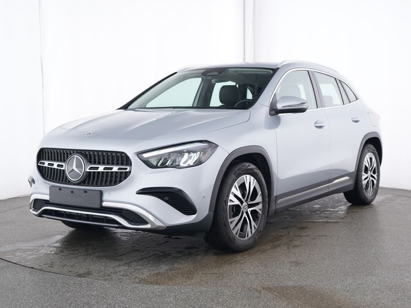 Mercedes-Benz GLA 200 2024