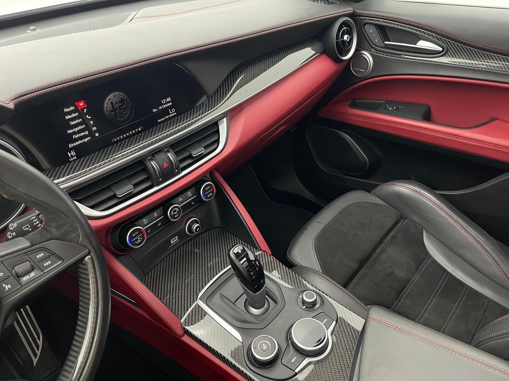 Alfa Romeo Stelvio 2020