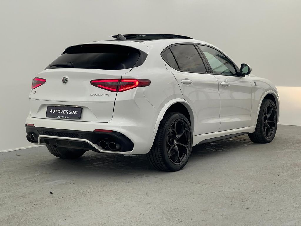 Alfa Romeo Stelvio 2020