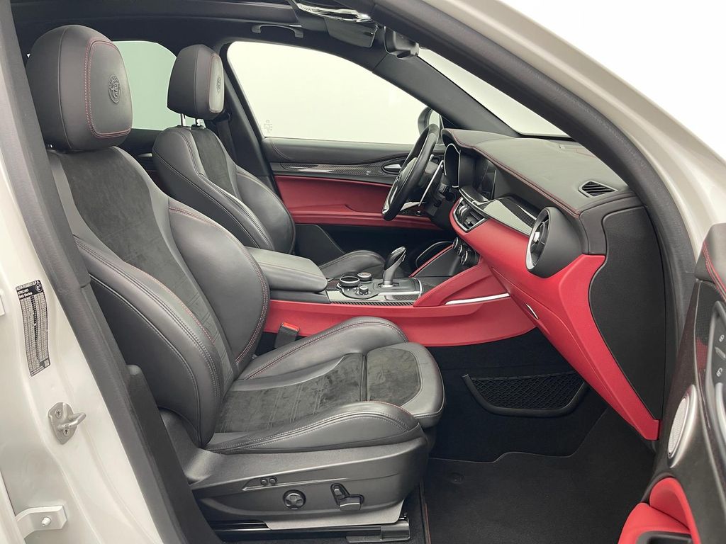 Alfa Romeo Stelvio 2020