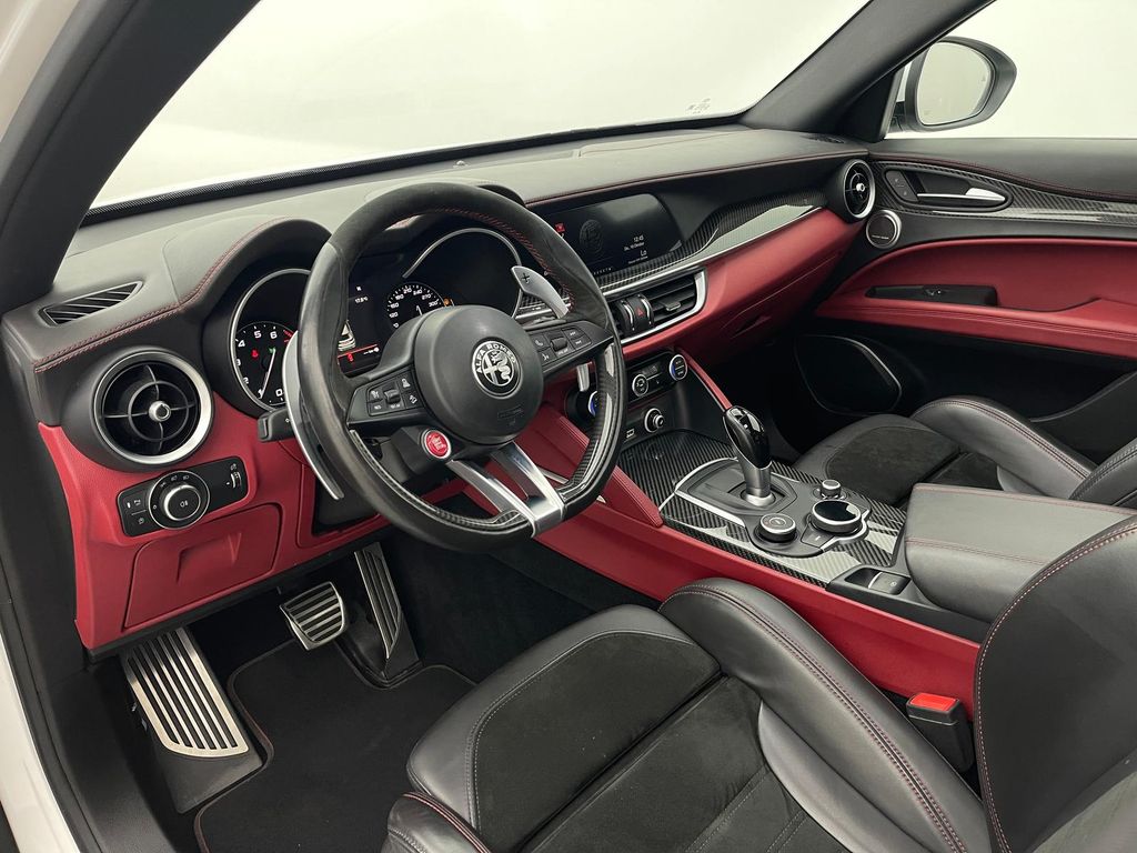 Alfa Romeo Stelvio 2020