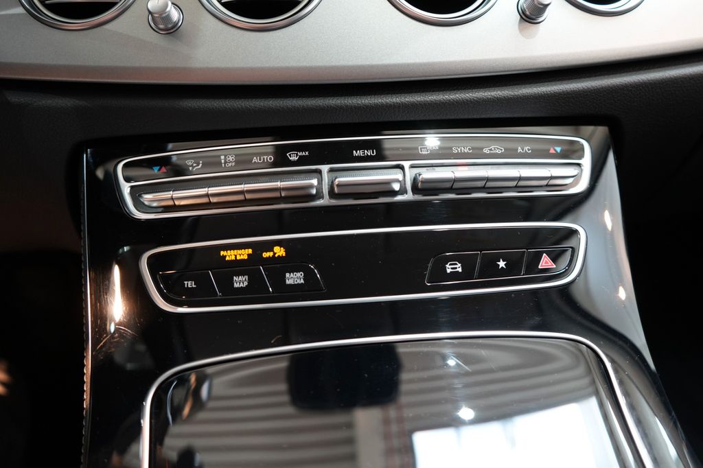 Mercedes-Benz E 220 2022