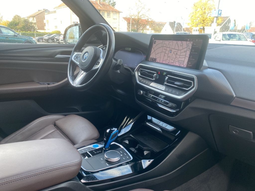 BMW iX3 2022