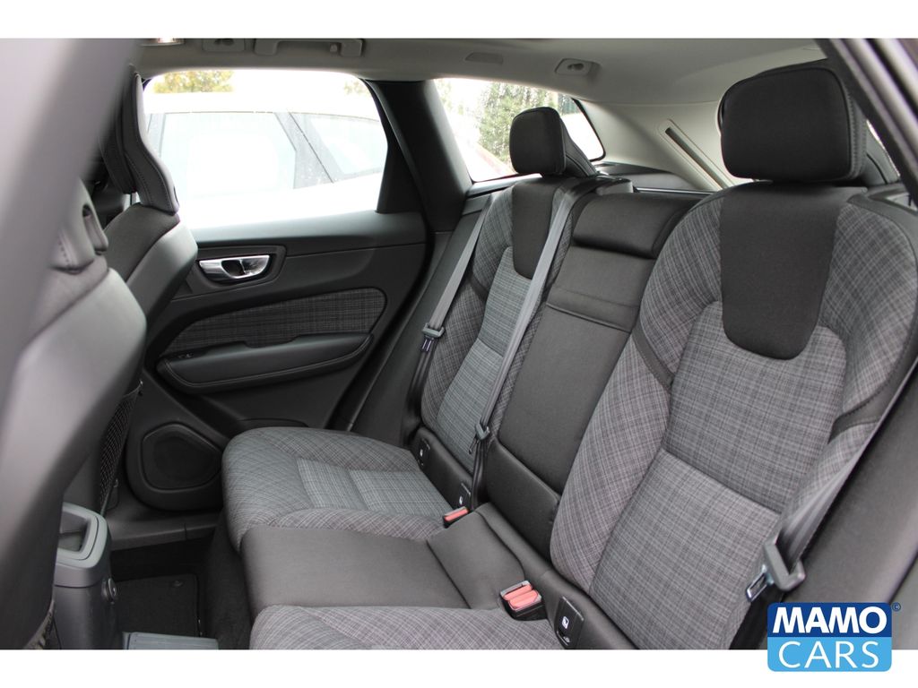 Volvo XC60 2025