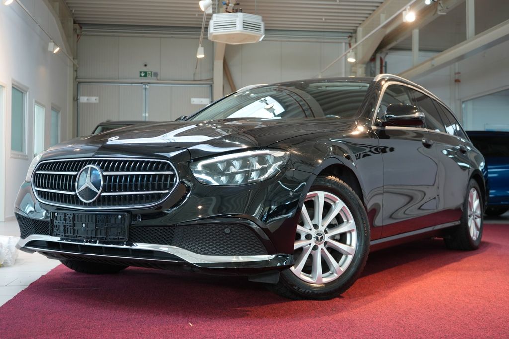 Mercedes-Benz E 220 2022