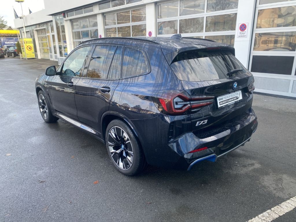 BMW iX3 2022