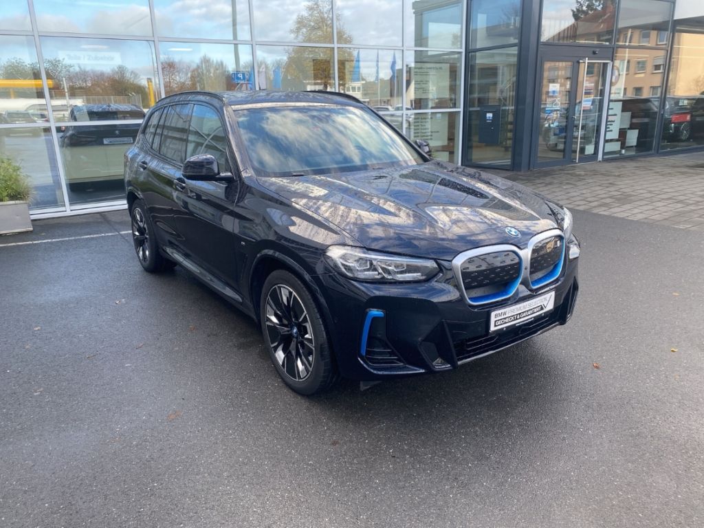 BMW iX3 2022