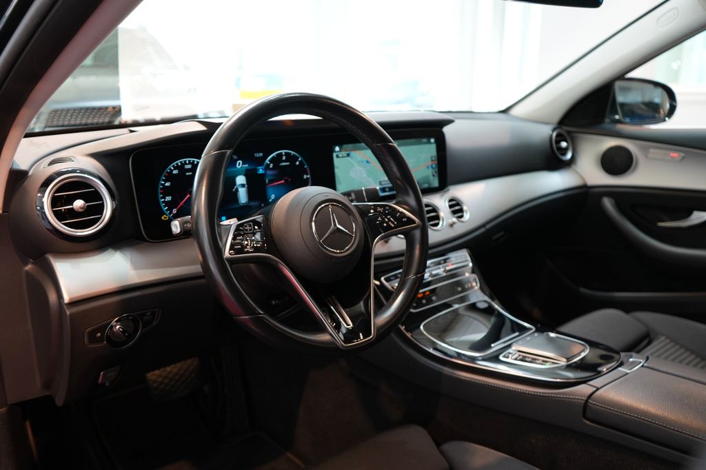 Mercedes-Benz E 220 2022