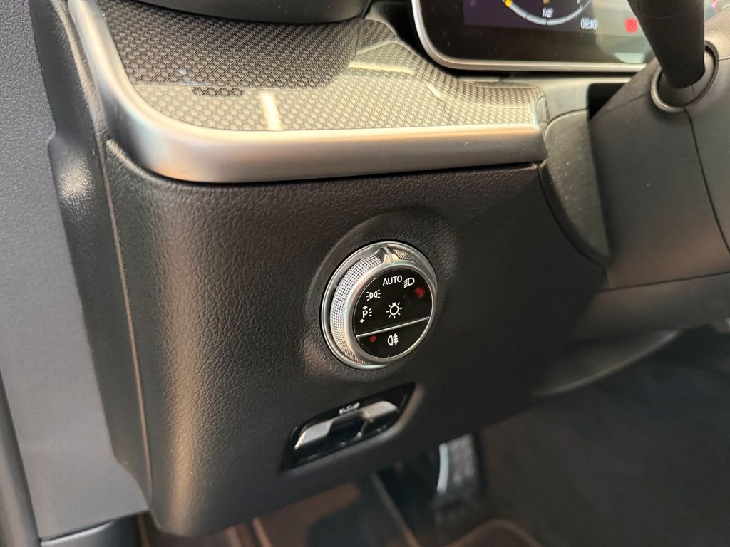 Mercedes-Benz C 220 2024