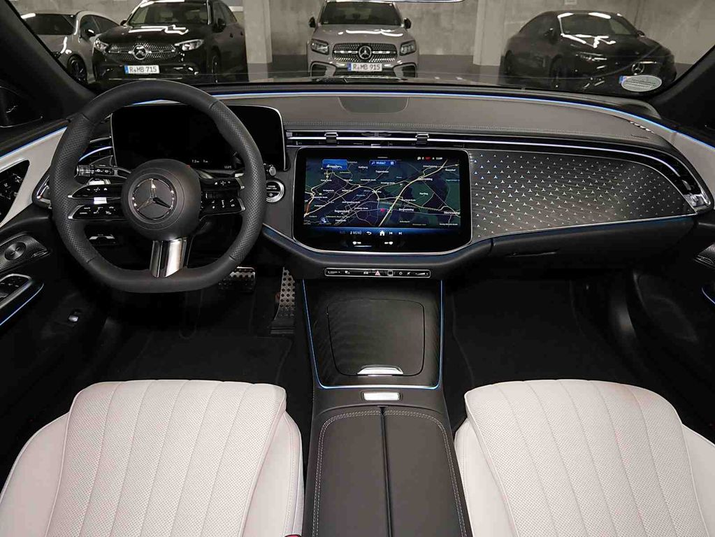 Mercedes-Benz E 220 2025