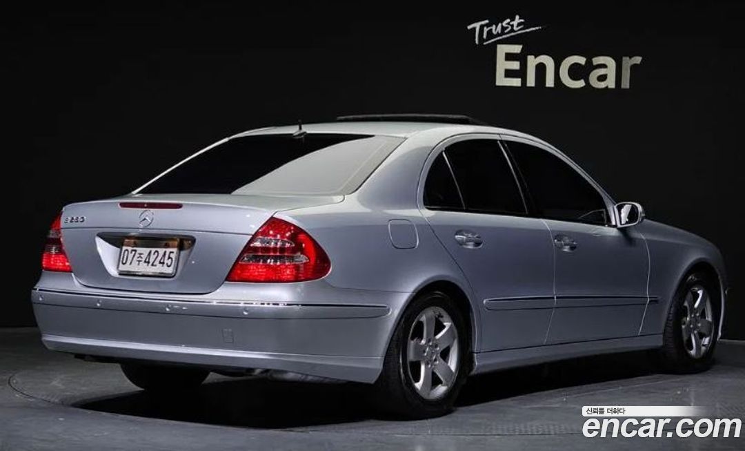 Mercedes-Benz E-Class 2006
