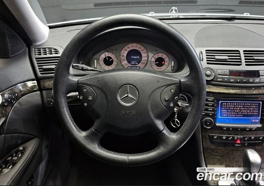 Mercedes-Benz E-Class 2006