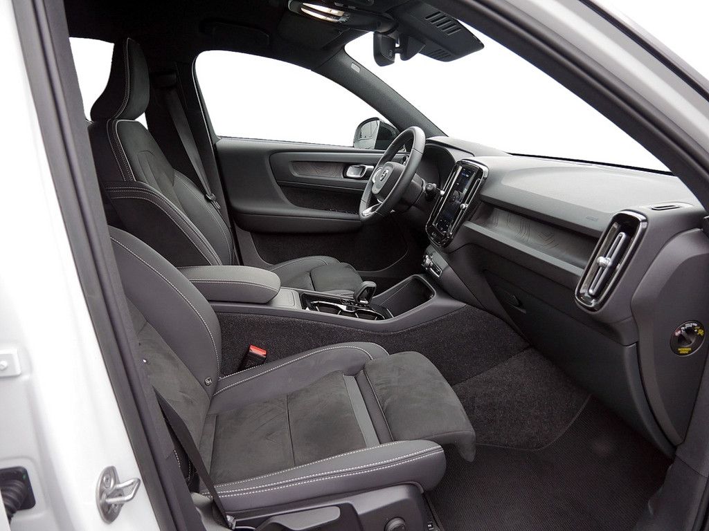 Volvo XC40 2022