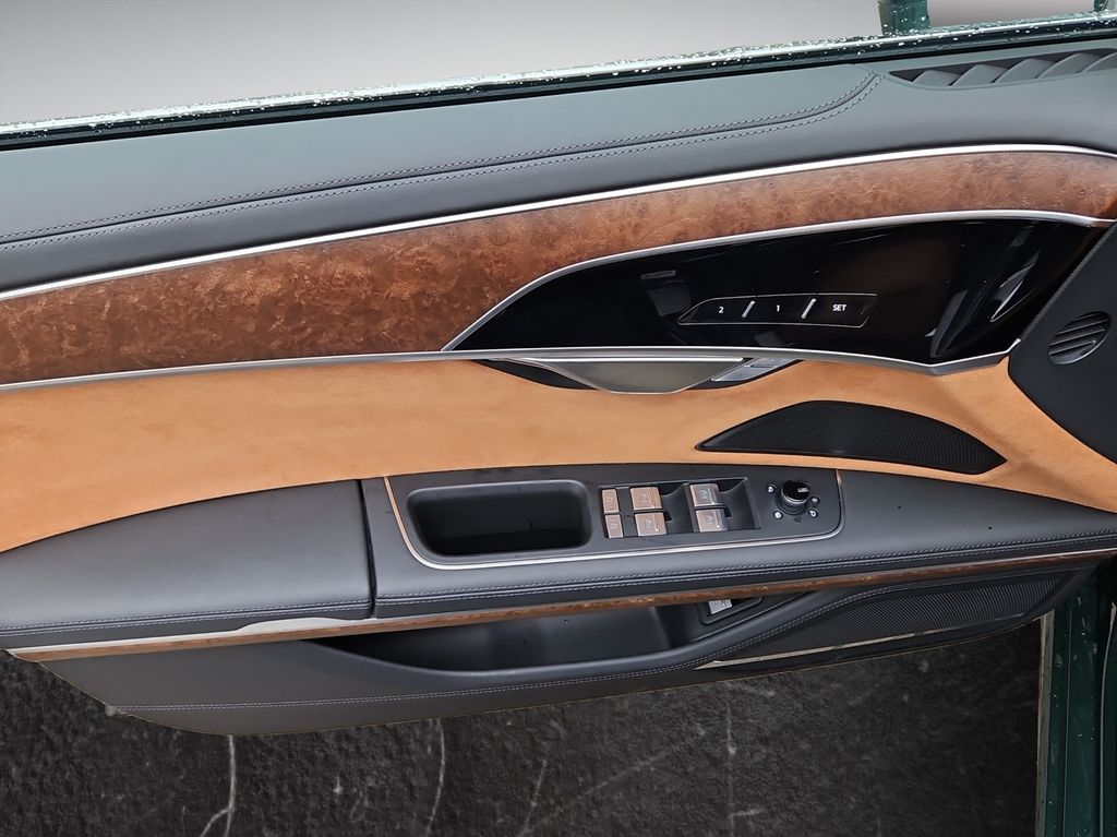 Audi A8 2023