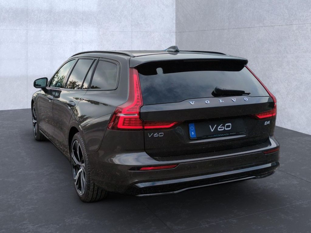 Volvo V60 2024