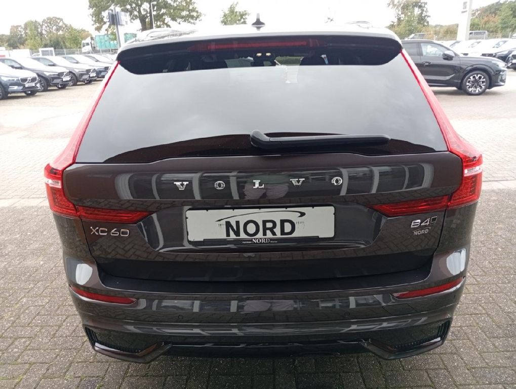 Volvo XC60 2022