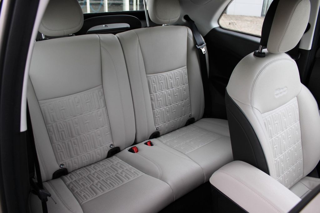 Fiat 500e 2023