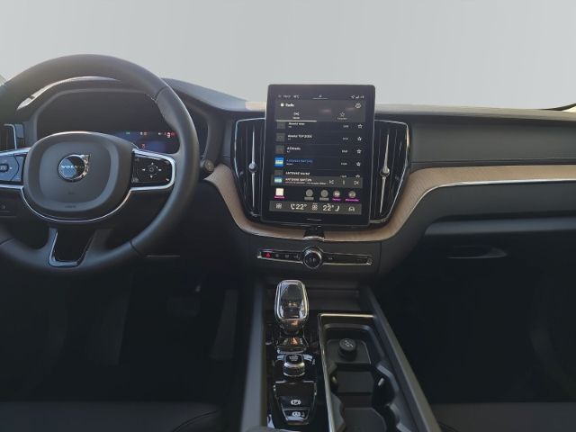 Volvo XC60 2025