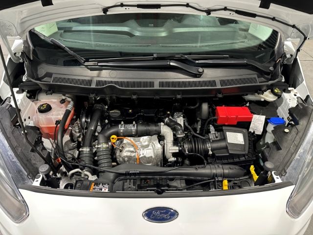 Ford Transit Courier 2021