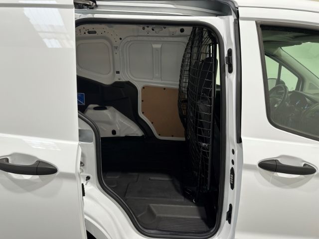 Ford Transit Courier 2021