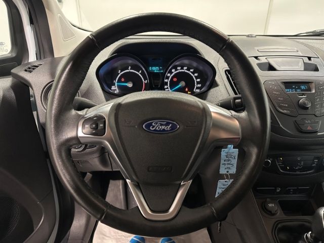 Ford Transit Courier 2021