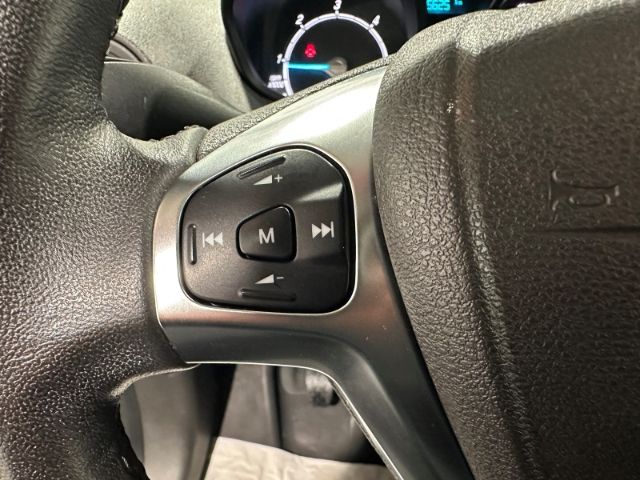 Ford Transit Courier 2021