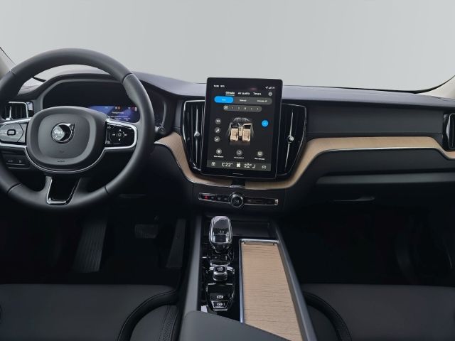 Volvo XC60 2025