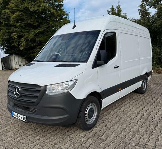 Mercedes-Benz Sprinter 2025