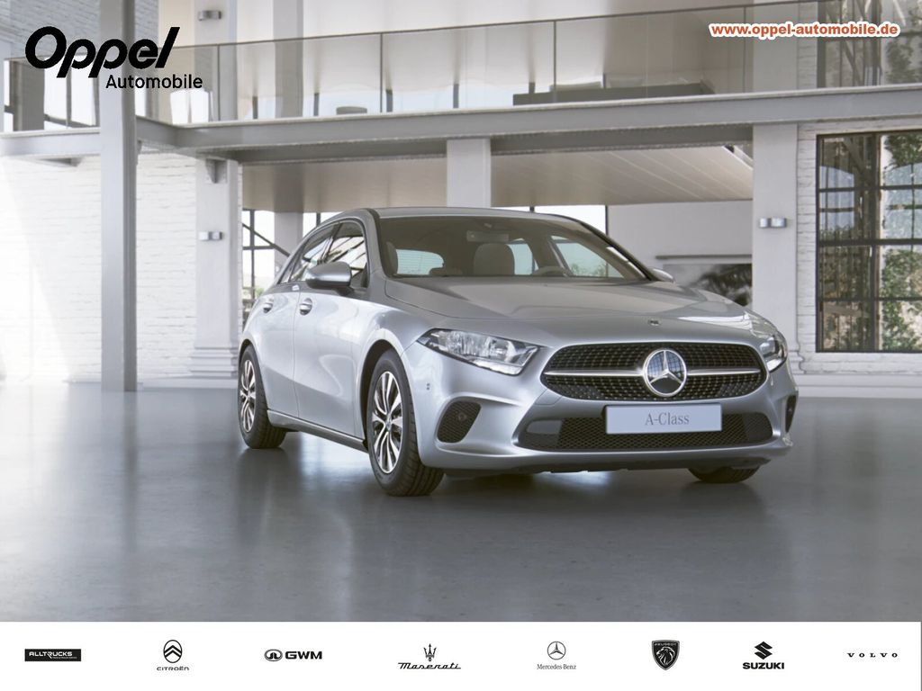 Mercedes-Benz A 200 2023