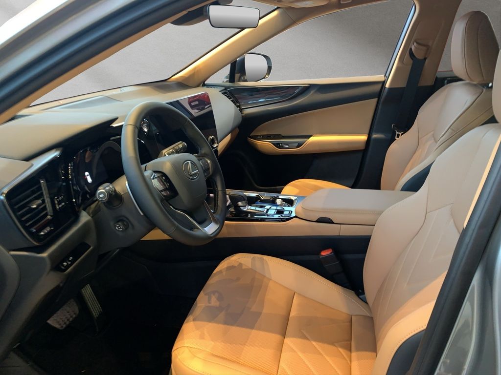 Lexus NX 450h 2025