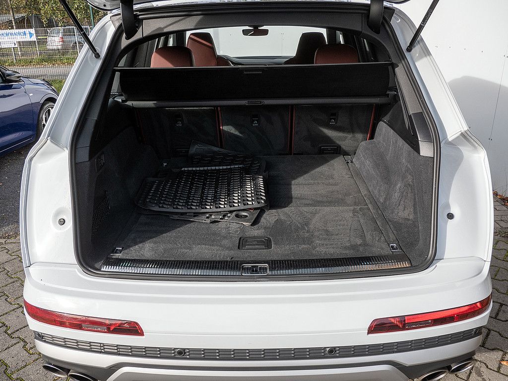 Audi SQ7 2022