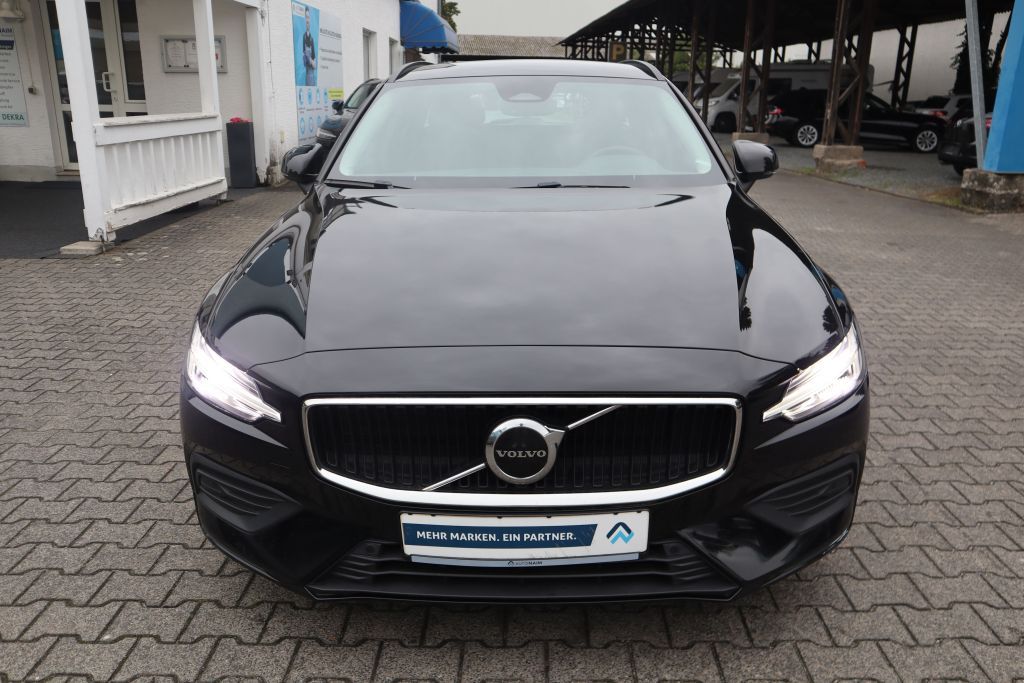 Volvo V60 2023