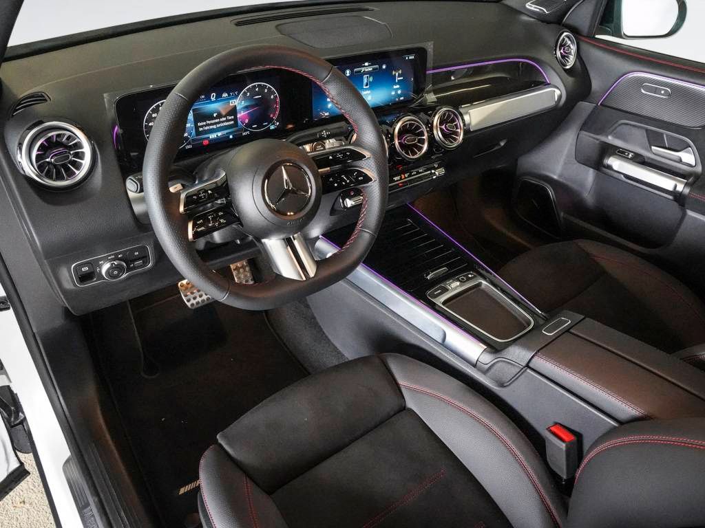 Mercedes-Benz GLB 180 2025