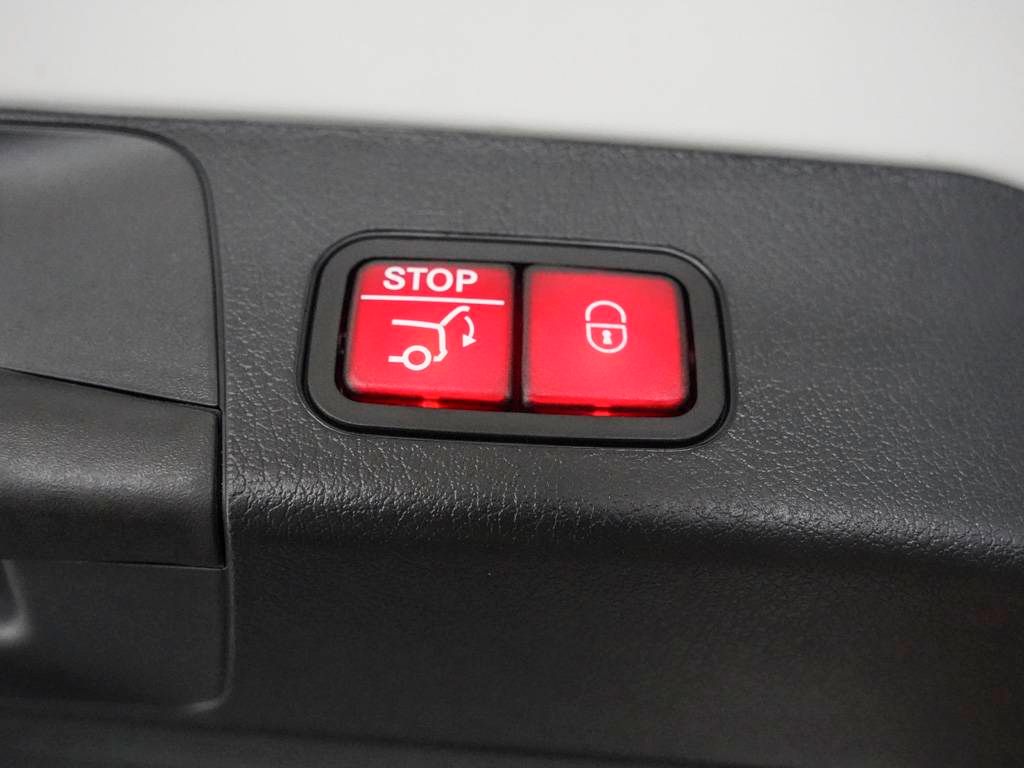 Mercedes-Benz GLB 180 2025