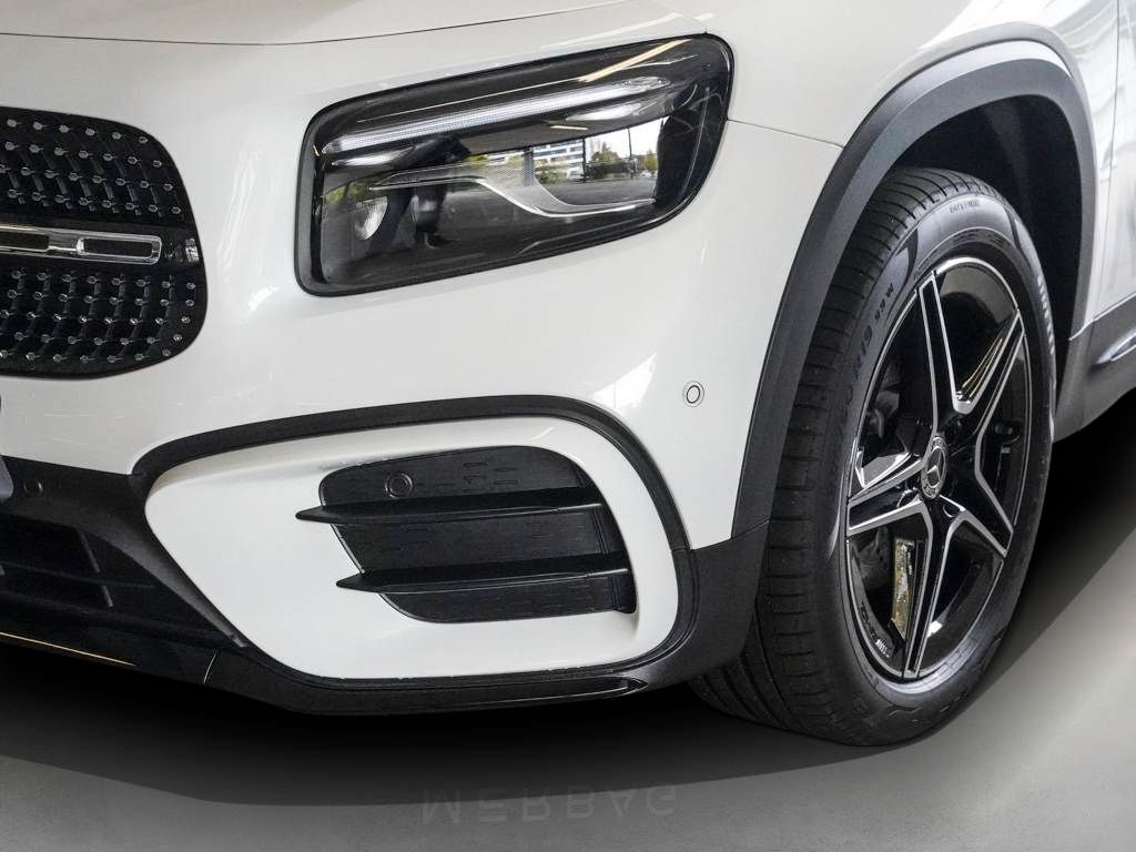 Mercedes-Benz GLB 180 2025