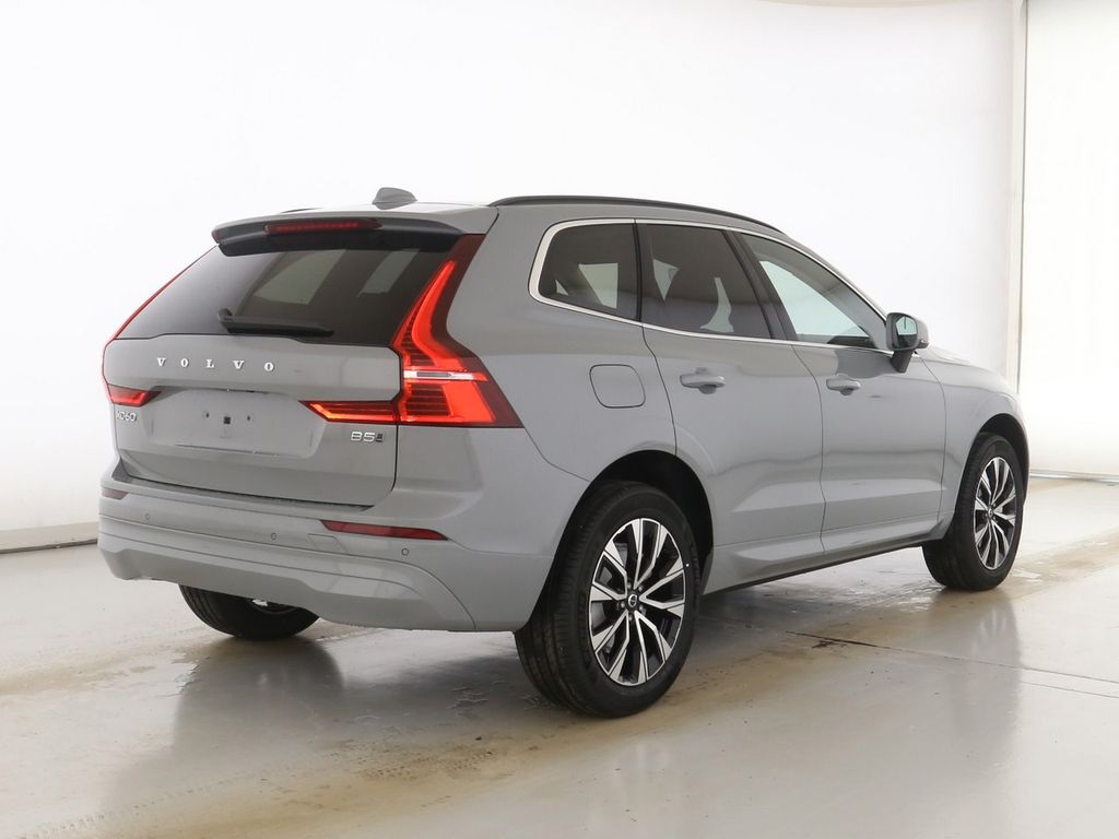 Volvo XC60 2025