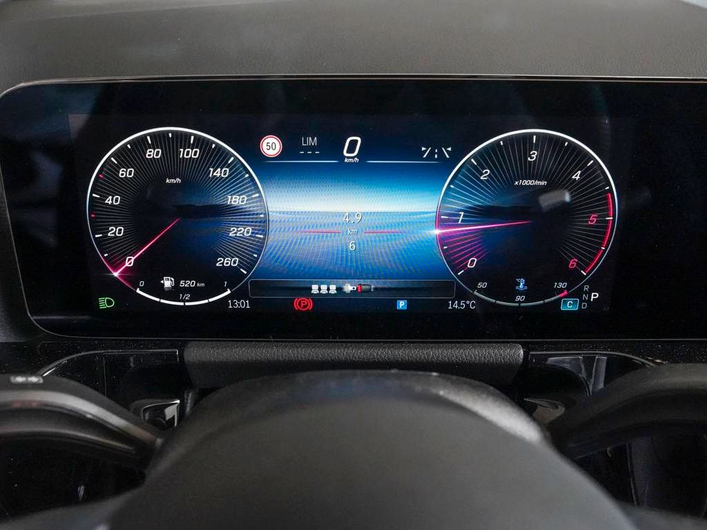 Mercedes-Benz GLA 200 2025