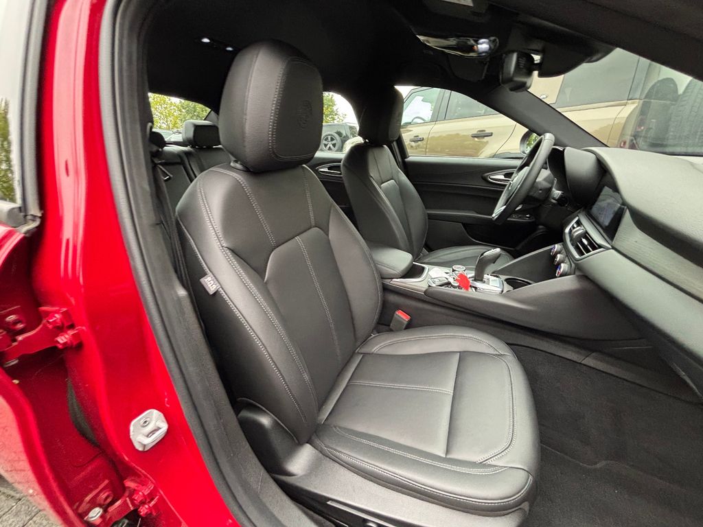 Alfa Romeo Giulia 2023