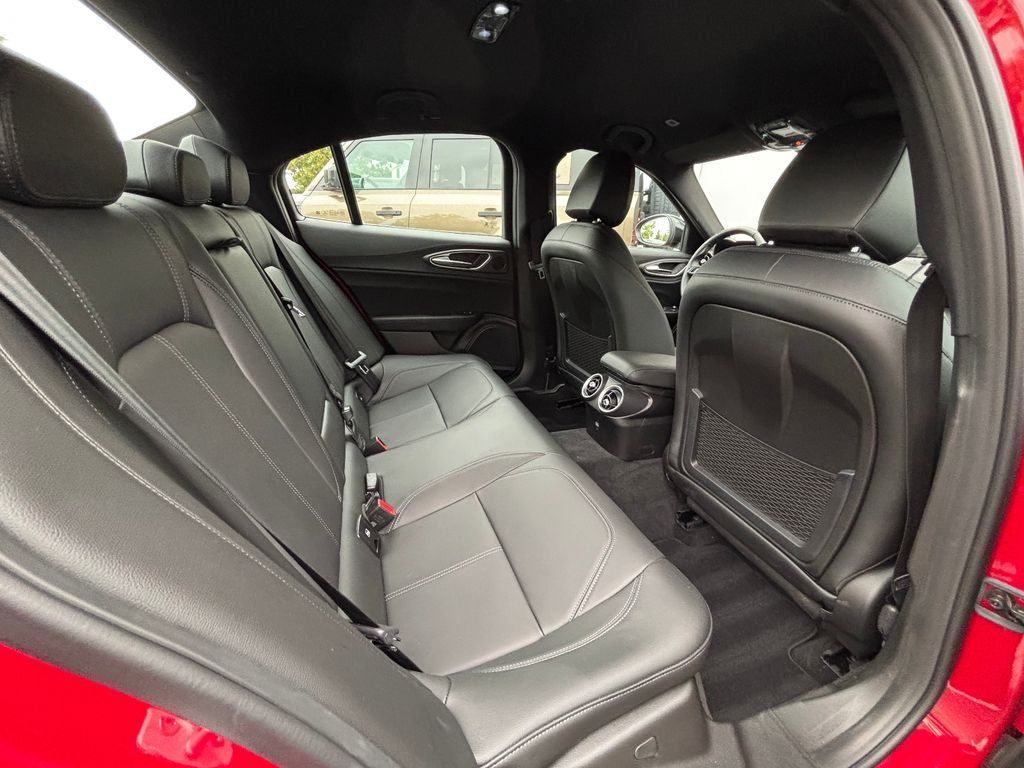 Alfa Romeo Giulia 2023