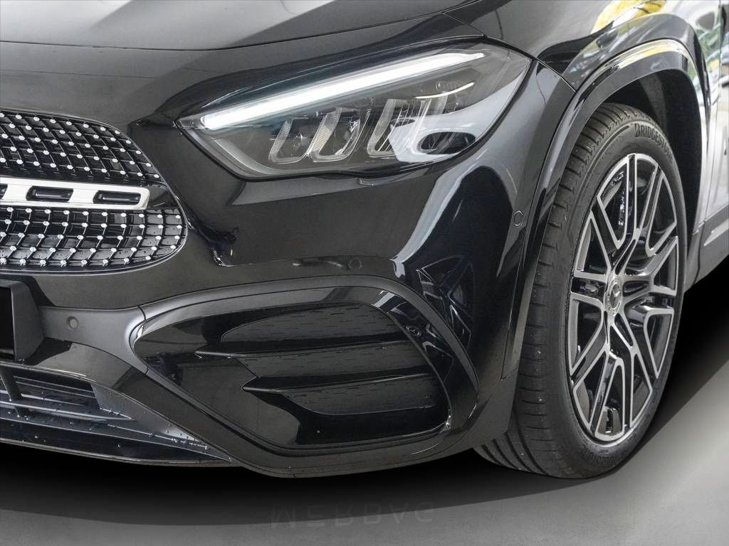 Mercedes-Benz GLA 200 2025